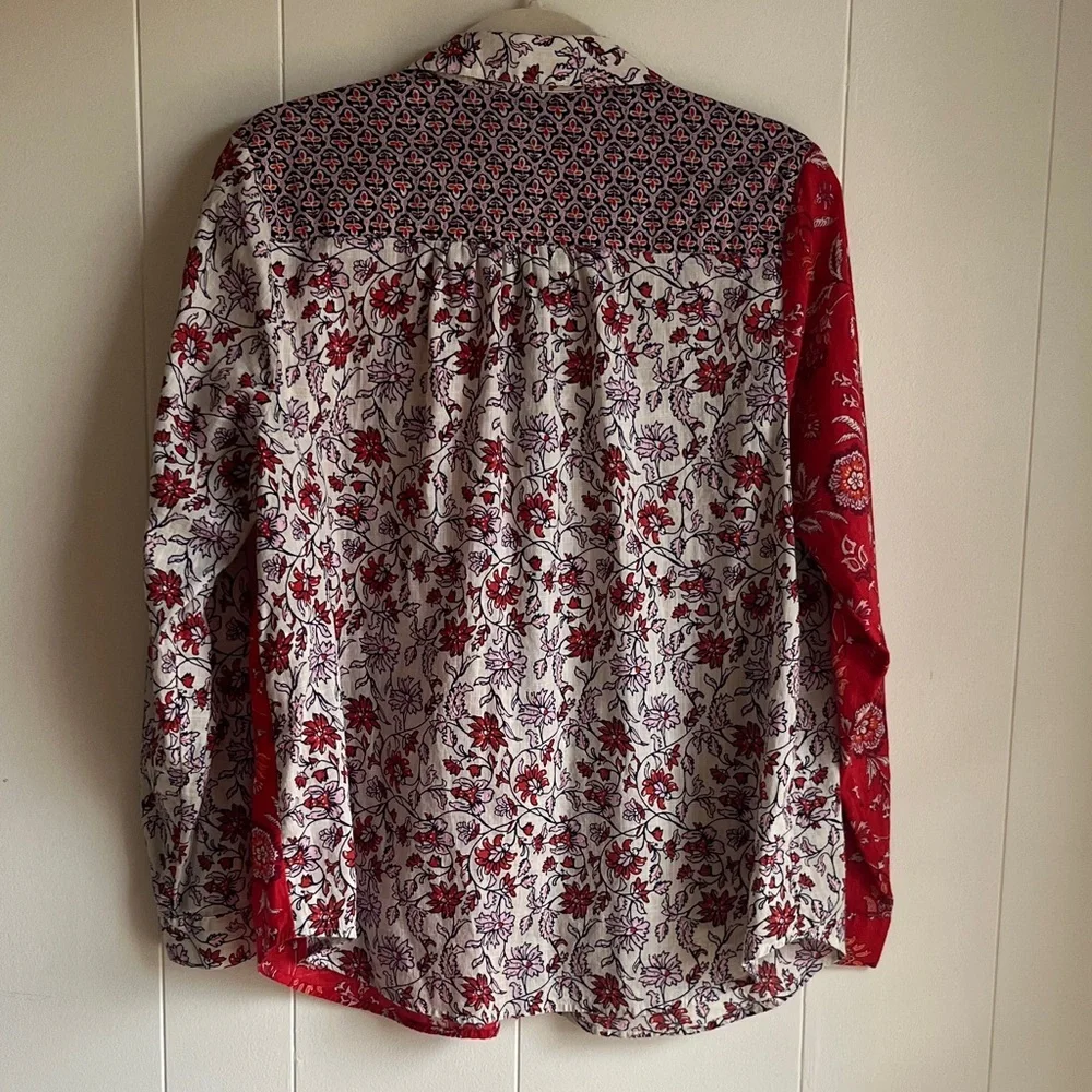 J. Jill Red and White Floral Button Down Shirt Sz Med Coastal Grandma Beach - Picture 11 of 12